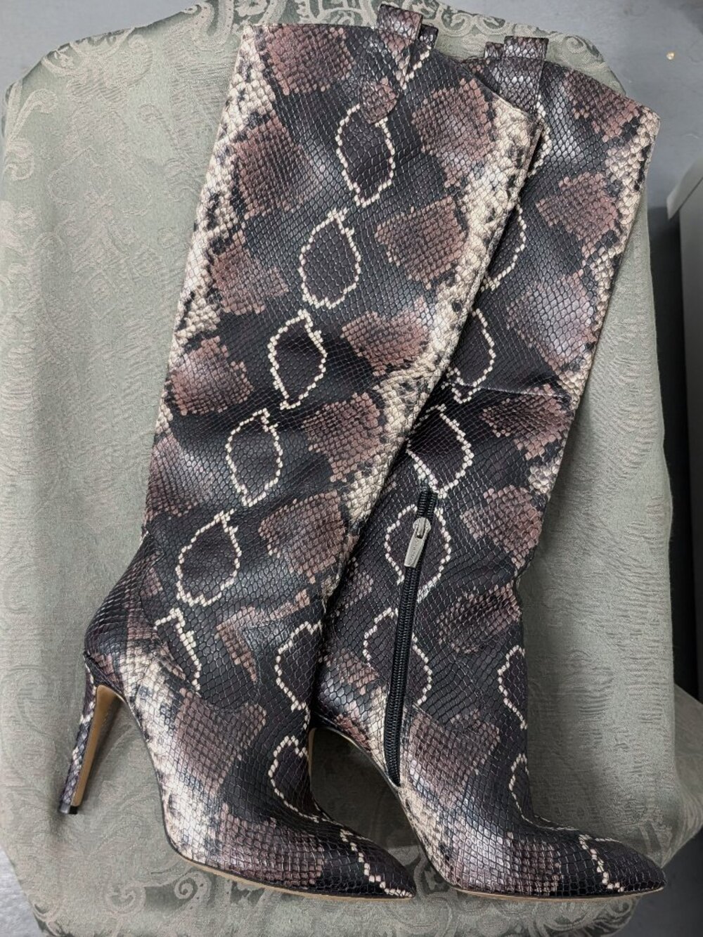 Snake embossed leather Vince Camuto stiletto boots sz 7 / 37.5
